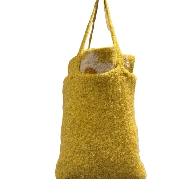 Free People Daisy Print Bag and Scarf Set - Picture 3 of 12